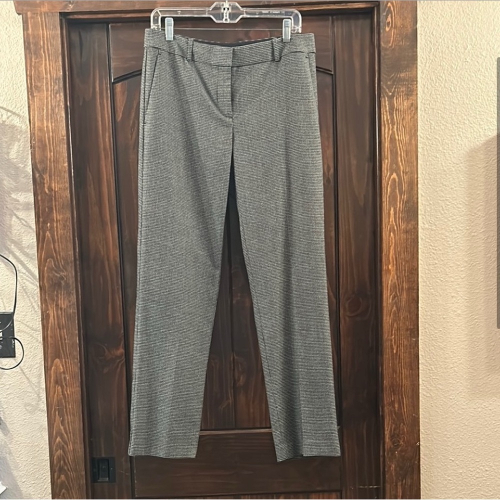 Ann Taylor black and white trousers